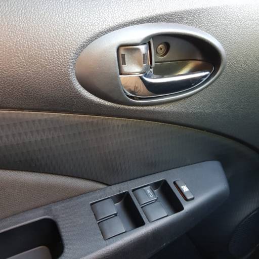 ETIOS HATCH 1.3 X FLEX 2016 por Virtual Carros Particulares