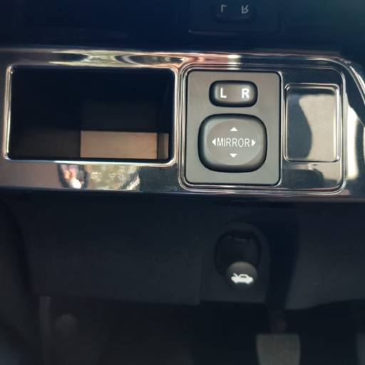 ETIOS HATCH 1.3 X FLEX 2016 por Virtual Carros Particulares