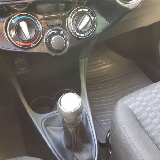 ETIOS HATCH 1.3 X FLEX 2016 por Virtual Carros Particulares