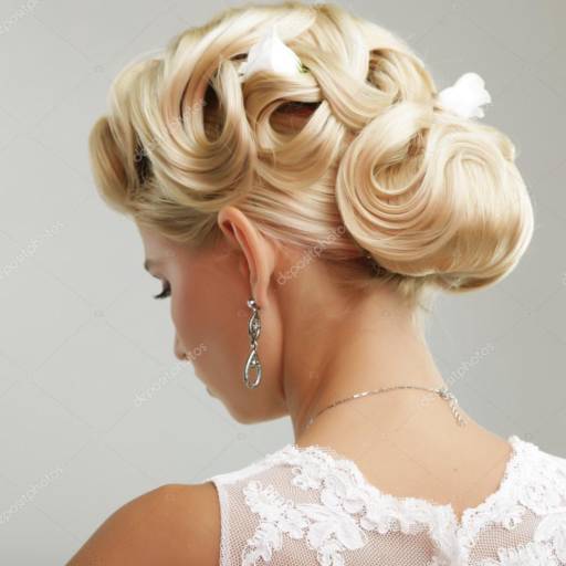 Penteado de cabelo Feminino por ARAW88 HAIR HOUSE