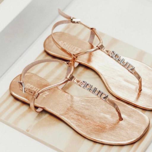 Rasteira Schutz por Spettacolo Calçados 