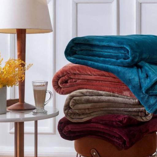 Cobertor de Casal Colorado em Osasco, SP por Madalena Decoraçoes