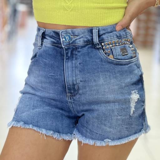 Caimento soltinho / Cintura baixo