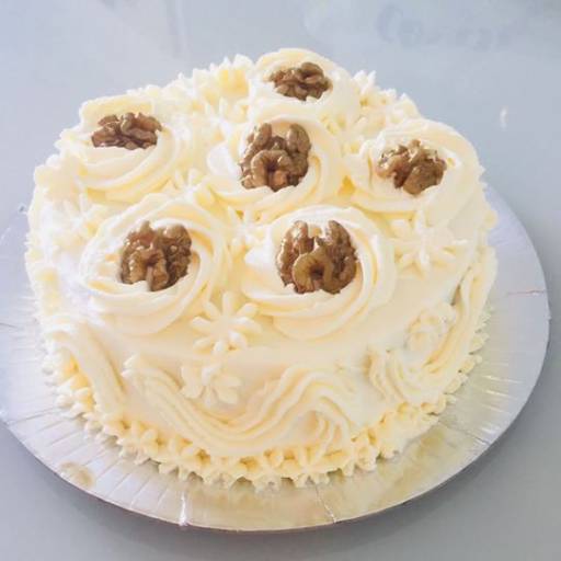 Bolo de Nozes por Rachel Doces e Bolos