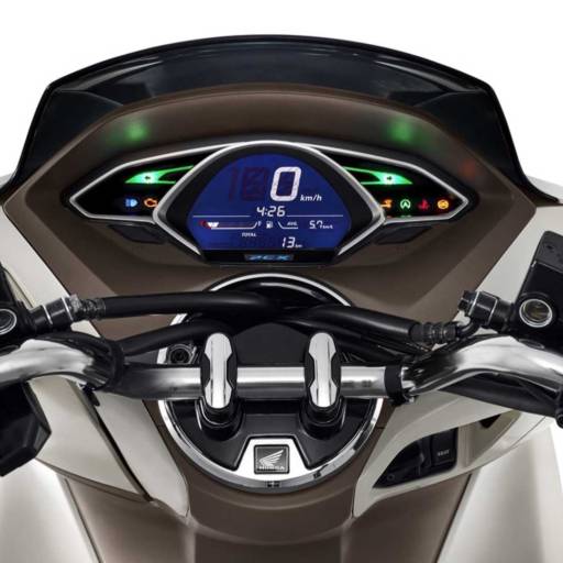 PCX 150 DLX em Botucatu, SP por Freire Motos PCX 150 DLX em Botucatu, SP por Freire Motos