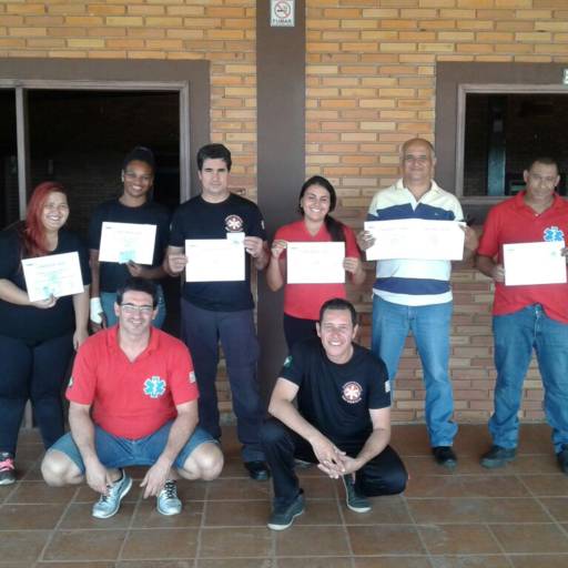 A.P.H – Atendimento Pré Hospitalar - Álbum 1 por B.p.c Emergencia Treinamentos Marilia-Lin/sp