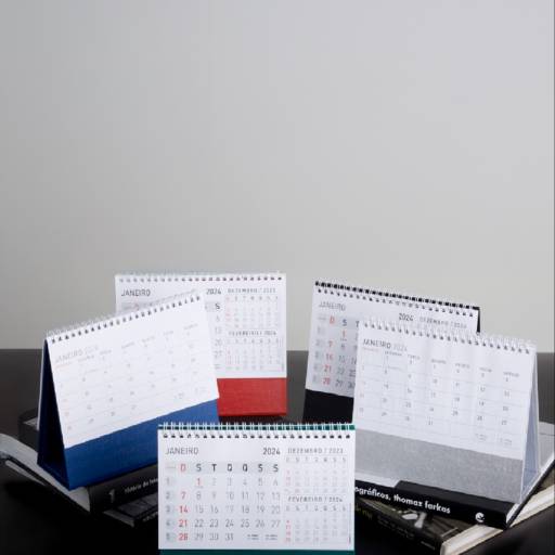 Calendário De Mesa