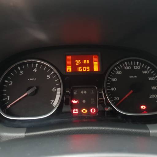 DUSTER 1.6 DYNAMIC 4X2 FLEX 2013 por Virtual Carros Particulares