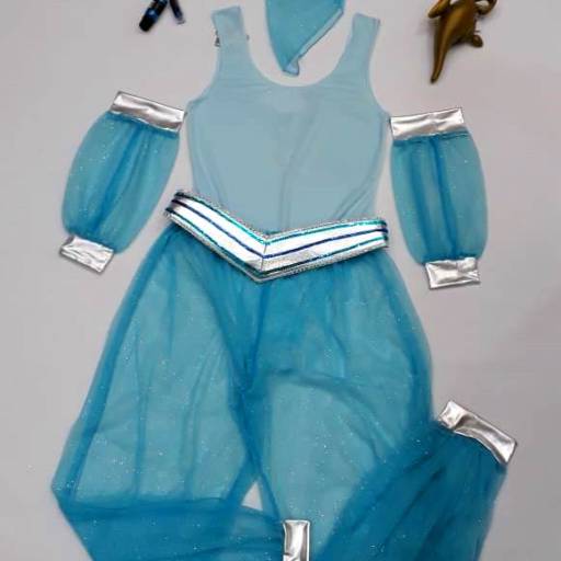 2873 - Jasmine adulto (tamanho 44) em Tietê, SP por Fantasia & Folia