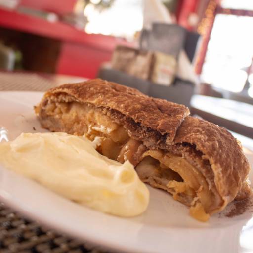 Strudel de Maça por Doce Encanto Confeitaria Artesanal