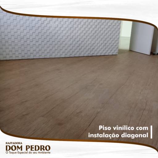 Instalação piso vinílico por Raspadora Dom Pedro