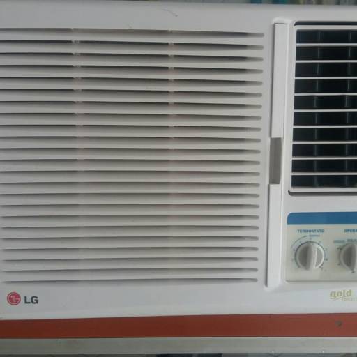 Comprar o produto de Ar condicionado semi novo em A Classificar pela empresa Maximu's AR Condicionado (Biri Ar) em Birigui, SP por Solutudo