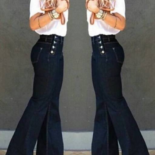 Calça Jeans Flare c/ Botões (Semelhante a essa Disponível no Tamanho: 38) por Blessing Store 