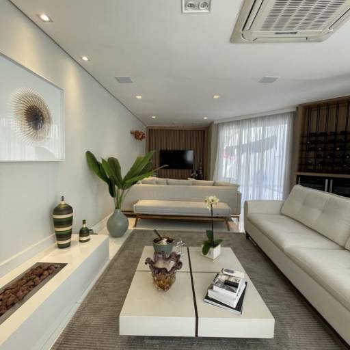 CASA LUXO 420m² | 5 SUÍTES | PISCINA | CONDOMÍNIO ARUÃ