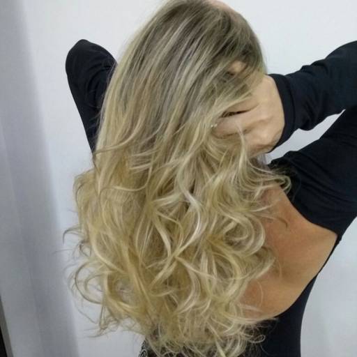 Mechas/Luzes por Joana & Rubens Beleza - Cosméticos