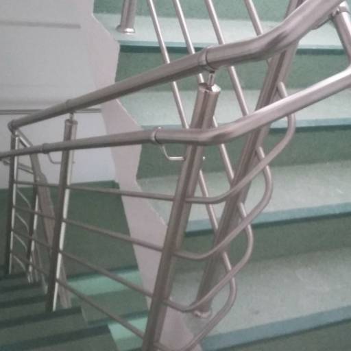 Corrimão padrão bombeiro de inox escovado por Serralheria Spaço Corrimão