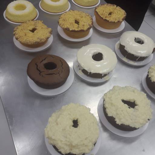 Bolo Caseiro  em Praia Grande, SP por Lari Martins Confeitaria