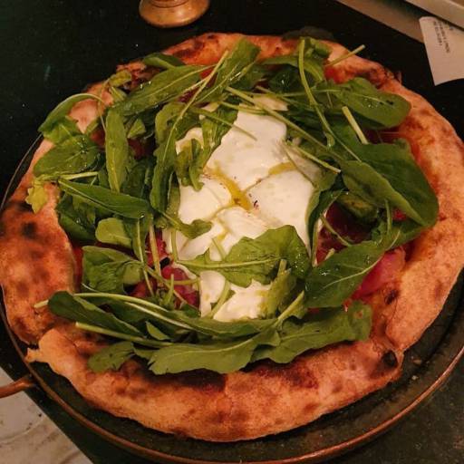 Comprar o produto de VinSanto Trattoria em Pizzas pela empresa VinSanto Trattoria e Pizzeria - Restaurante Italiano em Boituva, SP por Solutudo