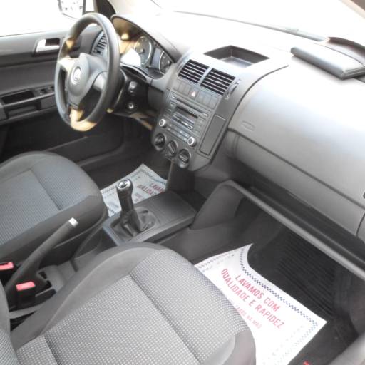 POLO HATCH 1.6 FLEX COMPLETO ANO 2013 por Jota Car Veículos 