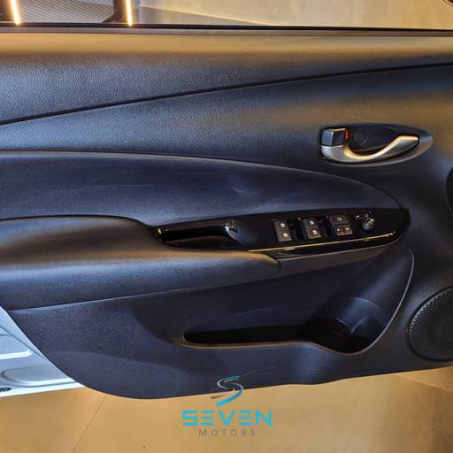 TOYOTA YARIS 1.5 16v 4p Flex Xs Connect Multidrive Automático Cvt 2022 em Botucatu, SP por Seven Motors Concessionária