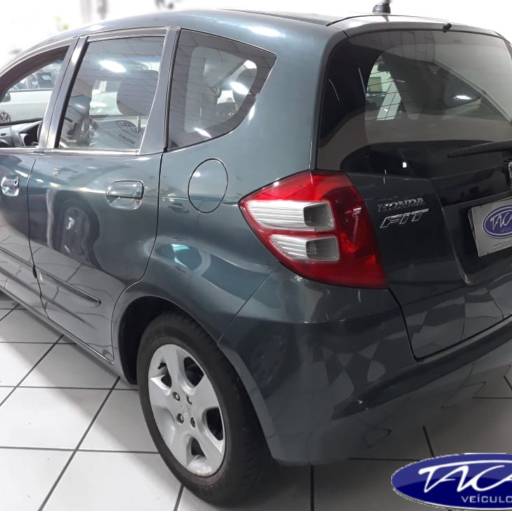Fit LX por Tacar Veiculos