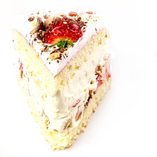 Bolo de Morango com Sonho de Valsa® em Joinville, SC por Confeitaria Semente da Terra