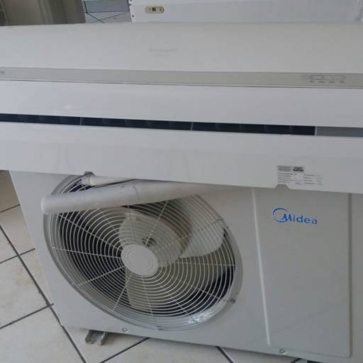 Ar condicionado Split 18000 Btus por Maximu's AR Condicionado (Biri Ar)