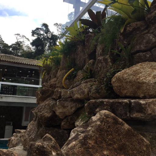 Formação de Cascatas Naturais por Gaaga Paisagismo Atibaia