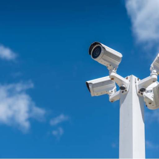 Serviço de segurança e monitoramento 