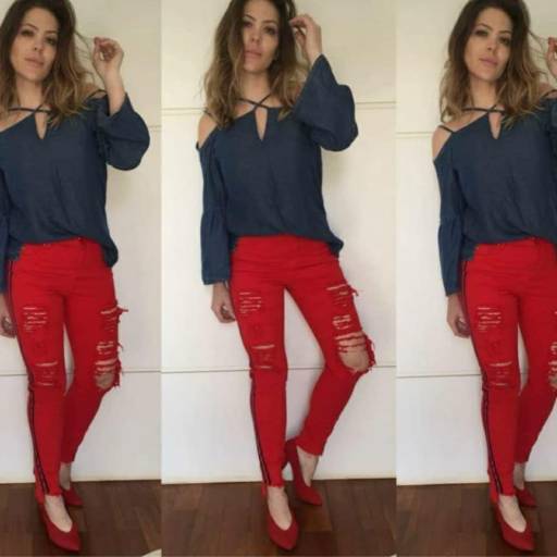 Calça Collor Assimétrica de Sarja Destroyed c/ Galão Lateral e Barra Desfiada. (Disponível nos tamanhos: 36 e 38) em Bauru, SP por Blessing Store 