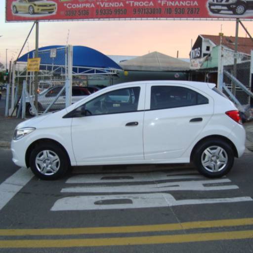 ONIX 1.0 LS por Doca Veículos