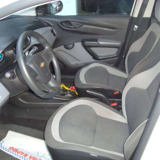 ONIX 1.0 LS por Doca Veículos