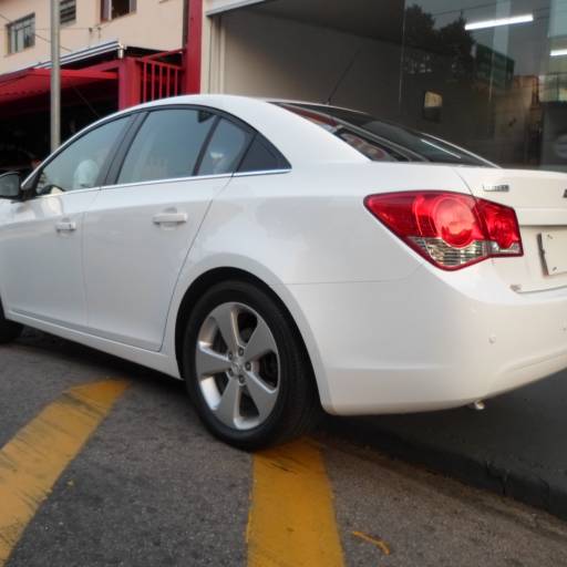 CRUZE LT 2.0 FLEX AUTOMÁTICO TOP DE LINHA ANO 2014 por Jota Car Veículos 