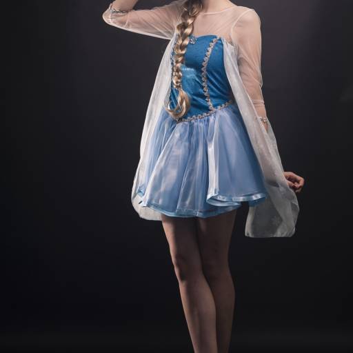 Comprar o produto de Rainha Azul curta em Vestidos Casuais pela empresa Carrapicho Fantasias em Indaiatuba, SP por Solutudo