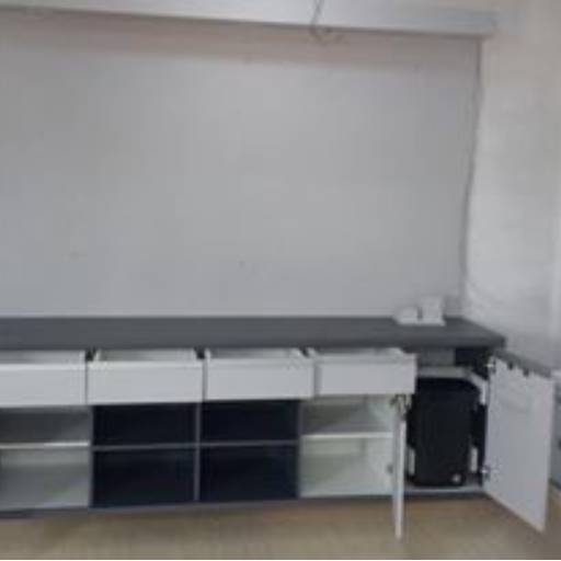 Móveis planejados para salão de beleza em Avaré por BJA Marcenaria