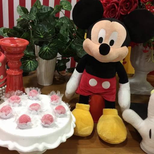 Decoração Minnie Mouse por Hollystar Buffet