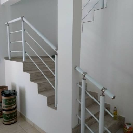 Escada de alumínio por Serralheria Spaço Corrimão