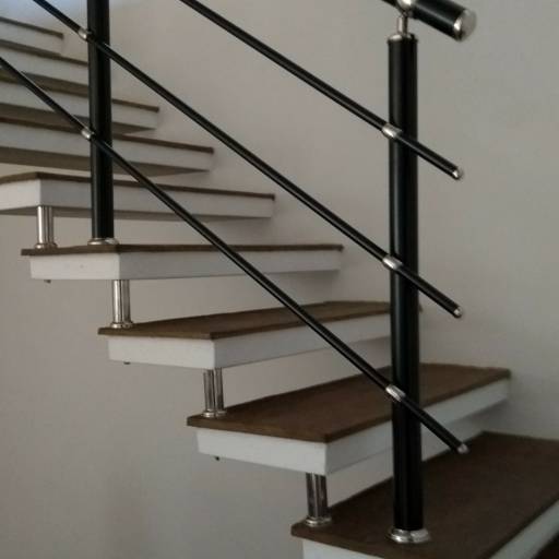 Escada de alumínio por Serralheria Spaço Corrimão