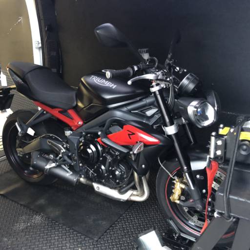 TRANSPORTE EXCLUSIVO PARA MOTOS - TRIUMPH em Jundiaí, SP por HRM MOTO TRANSPORTE - Transporte Para Motos