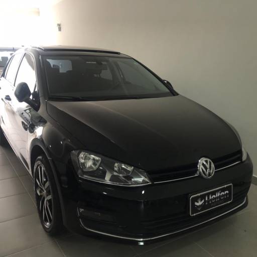 GOLF HIGHLINE 2013/2014 por Helfen Motors