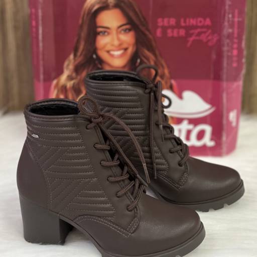 Bota feminina adulta Dakota