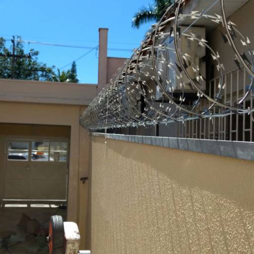 Cerca Elétrica por TecSeg Segurança Eletrônica 