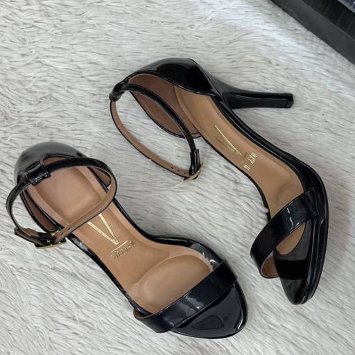 Sandália adulta Vizzano em Uberlândia, MG por Lojas Dom Flavittos