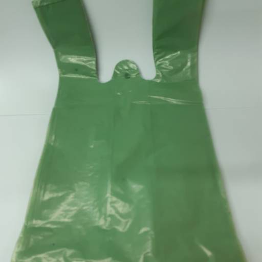 Sacola Plastica Recuperada (Verde) 30x40 c/5k por TRESKOS