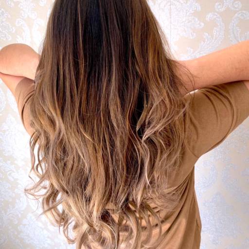 Cabelo por Studio Célia Fernandes