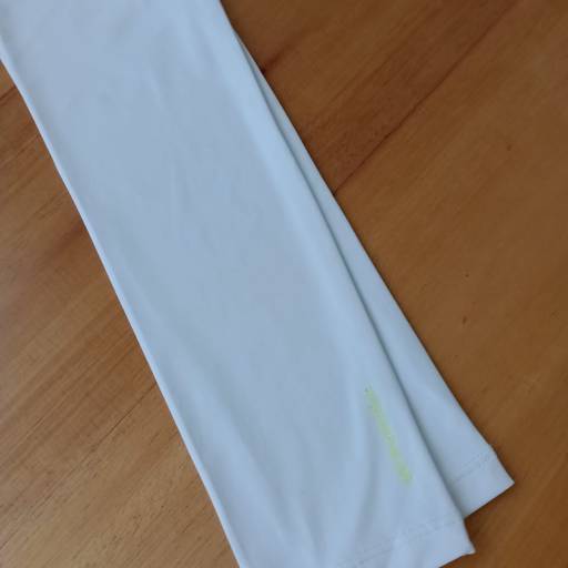 Comprar o produto de Manguito academia branca- Rec em Roupas e Acessórios pela empresa Loja Ego 3 p - Roupas e Acessórios Femininos em Botucatu, SP por Solutudo