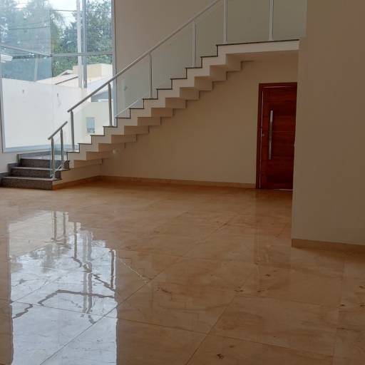 CASA NOVA EM BAIRRO NOBRE em Avaré, SP por Imobiliária Avareense