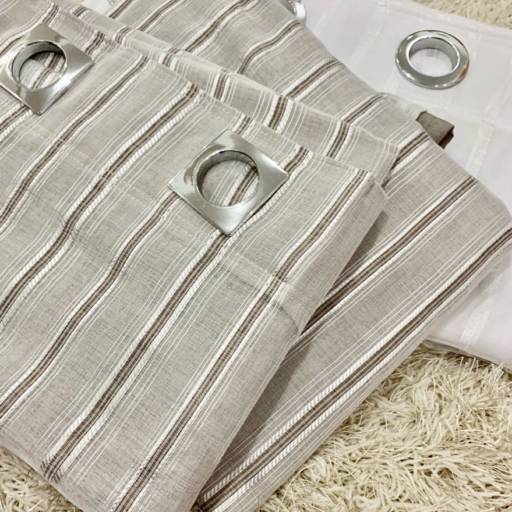 Cortina Charm Excellence  em Osasco, SP por Madalena Decoraçoes