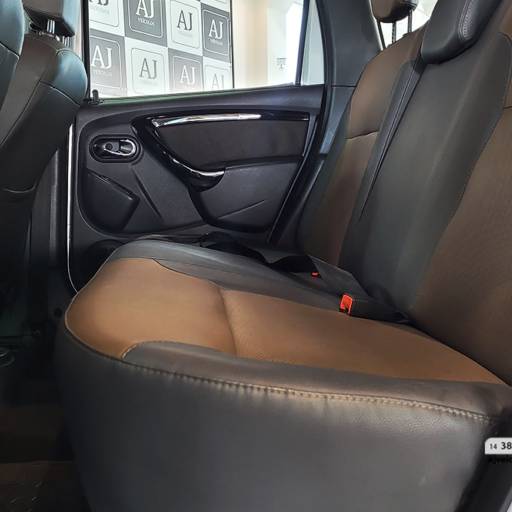 RENAULT DUSTER 1.6 16V 4P FLEX DYNAMIQUE AUTOMÁTICO- 2018 em Botucatu, SP por AJ Veículos