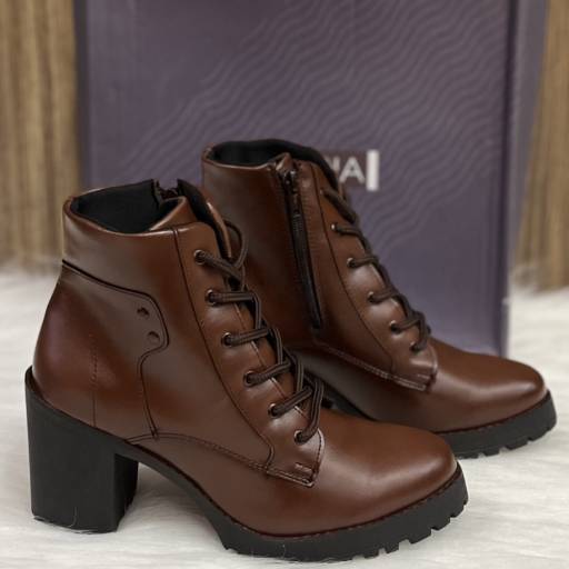 Coturno feminino adulto Felina